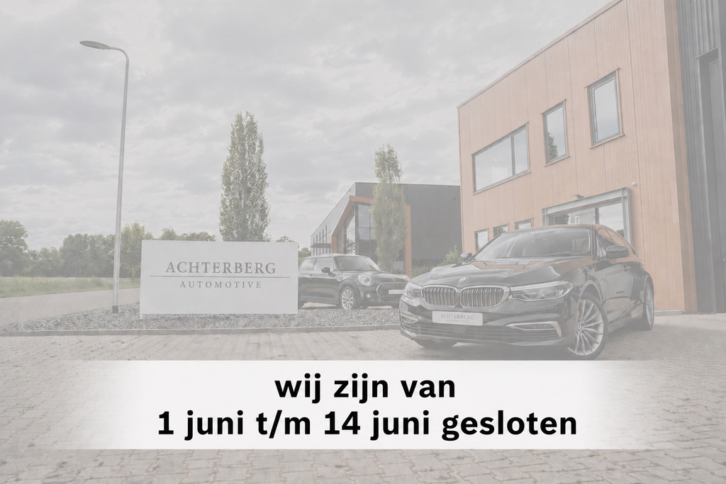 53151570-1.jpg